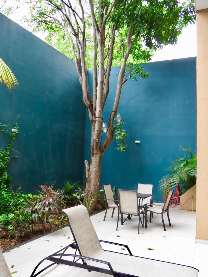 Palmarena Rooms & Residences - Long Stay Comfort With Parking, Sauna, Gym & Pool - Steps From 5Th Avenue Playa del Carmen Exteriör bild