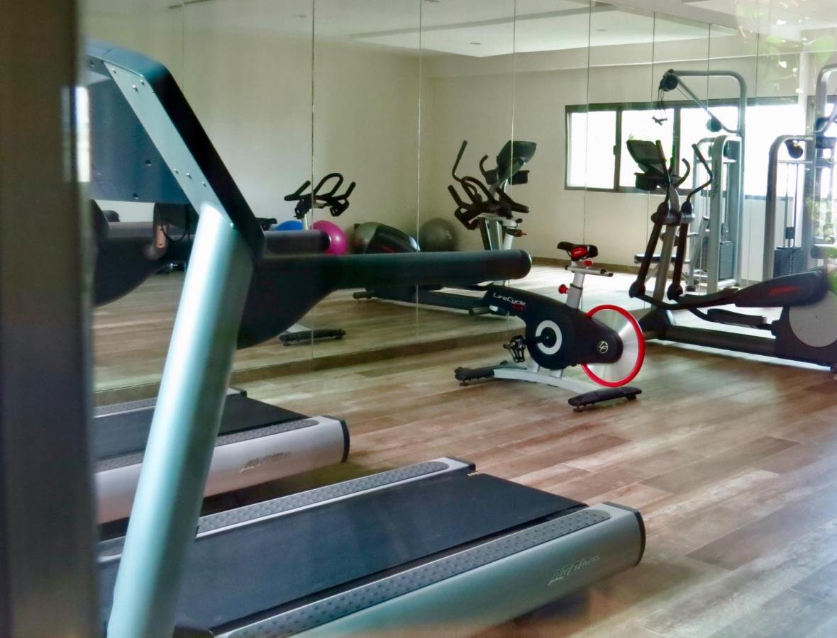 Palmarena Rooms & Residences - Long Stay Comfort With Parking, Sauna, Gym & Pool - Steps From 5Th Avenue Playa del Carmen Exteriör bild